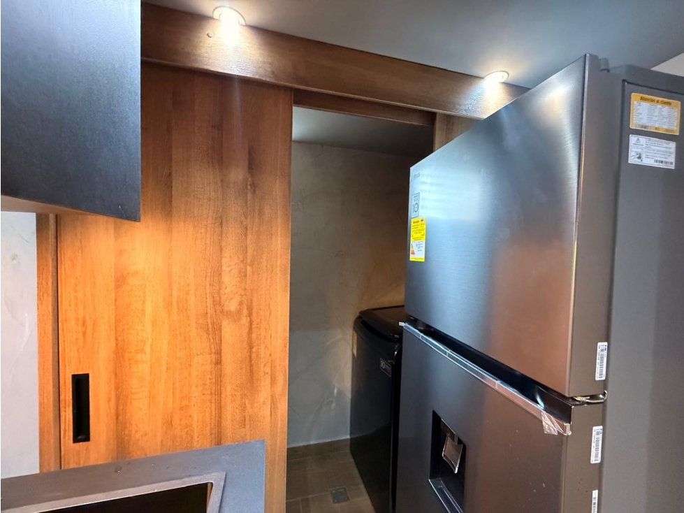SE VENDE HERMOSO APARTAMENTO NUEVO, REMODELADO Y AMOBLADO — foto 6