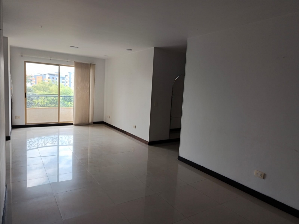 EN VENTA ESPECTACULAR APARTAMENTO EN SECTOR LAURELES — foto 3