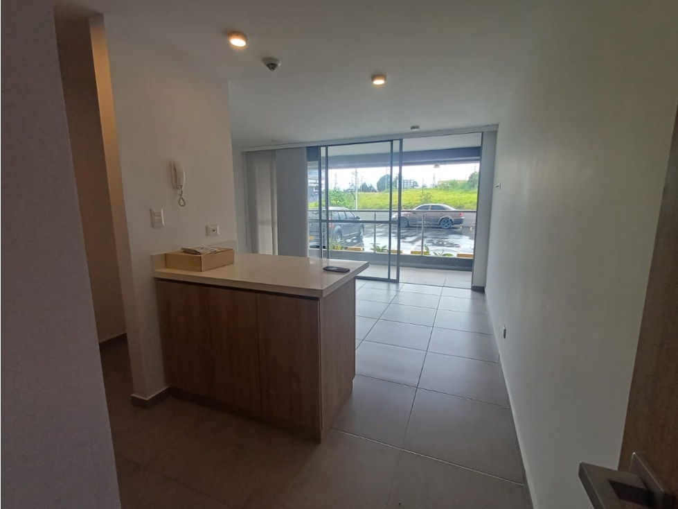ESPECTACULAR APARTAMENTO EN VENTA AV. CENTENARIO EN PRIMER PISO — foto 3