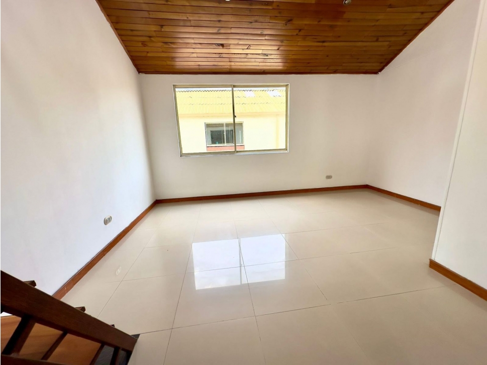 ESPECTACULAR CASA EN VENTA EN UNA EXCELENTE UBICACIÓN EN BOGOTÁ — foto 6