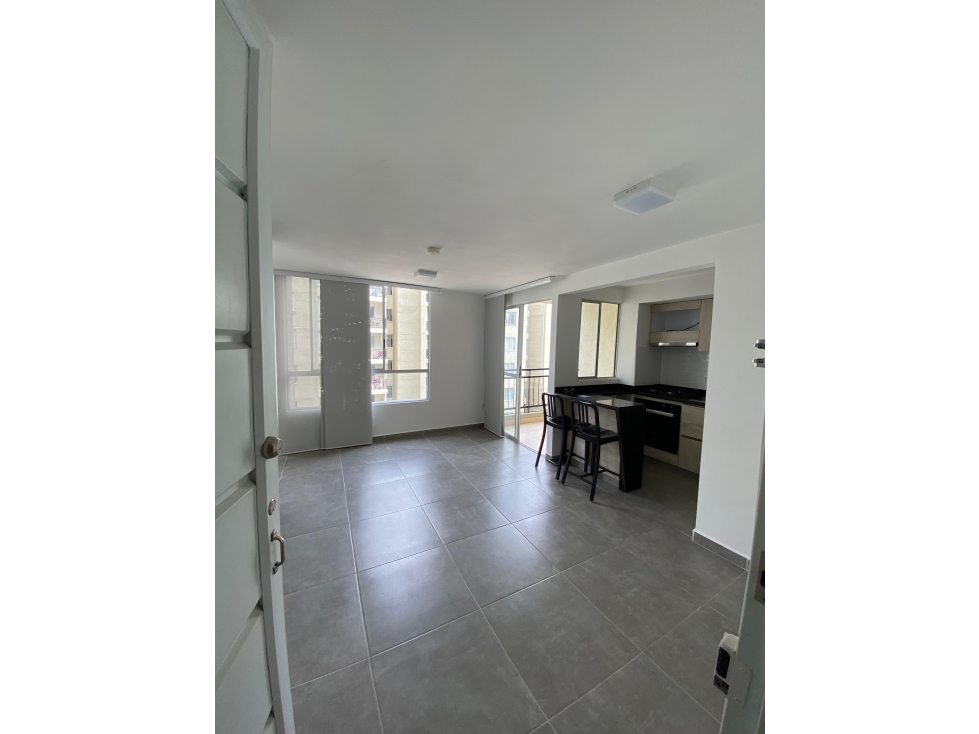 Apartamento con Estudio y Club House en Cali | Piso 7 — foto 2