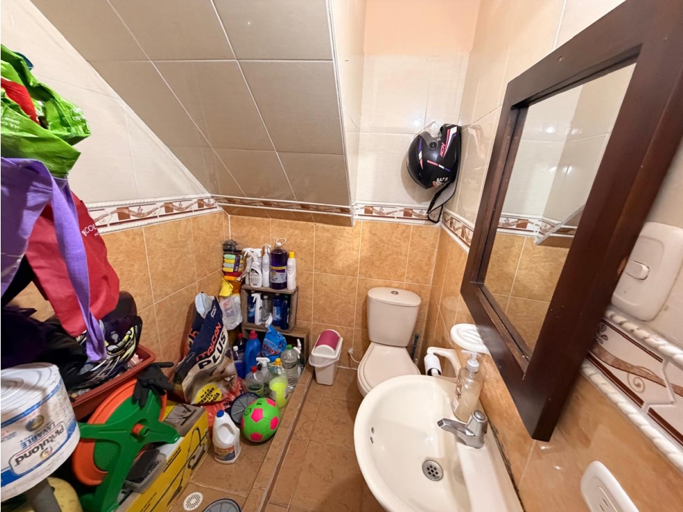 ESPECTACULAR CASA EN VENTA AL SUR DE ARMENIA CON ESPACIOS AMPLIOS - 4