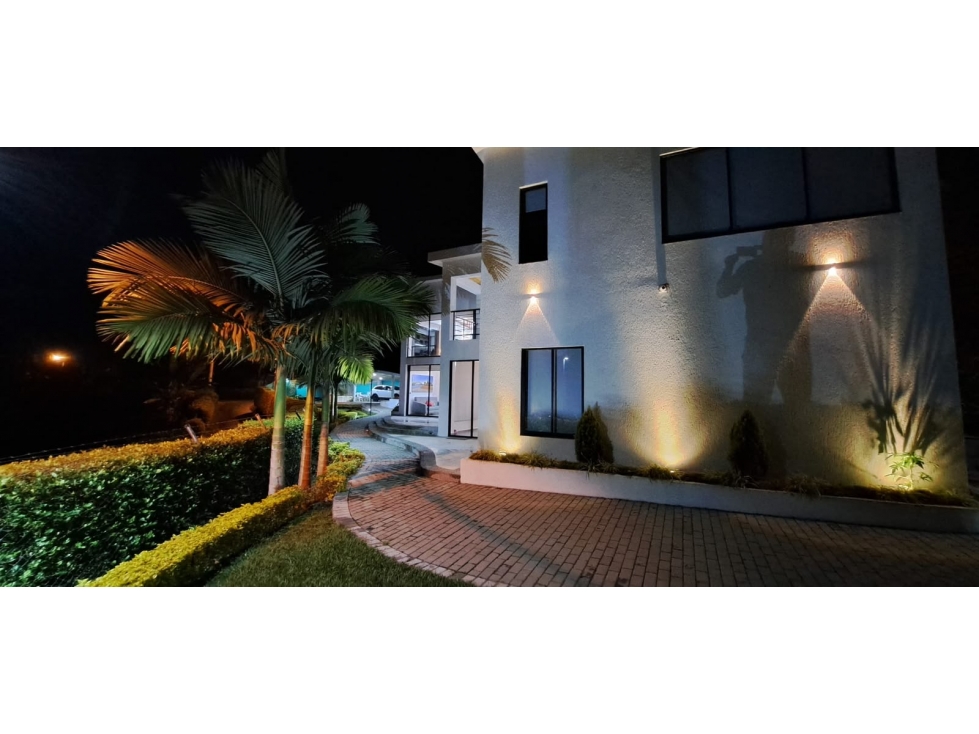 ESPECTACULAR CASA CAMPESTRE CERCA A LA SALIDA DE CHAGUALÁ — foto 3