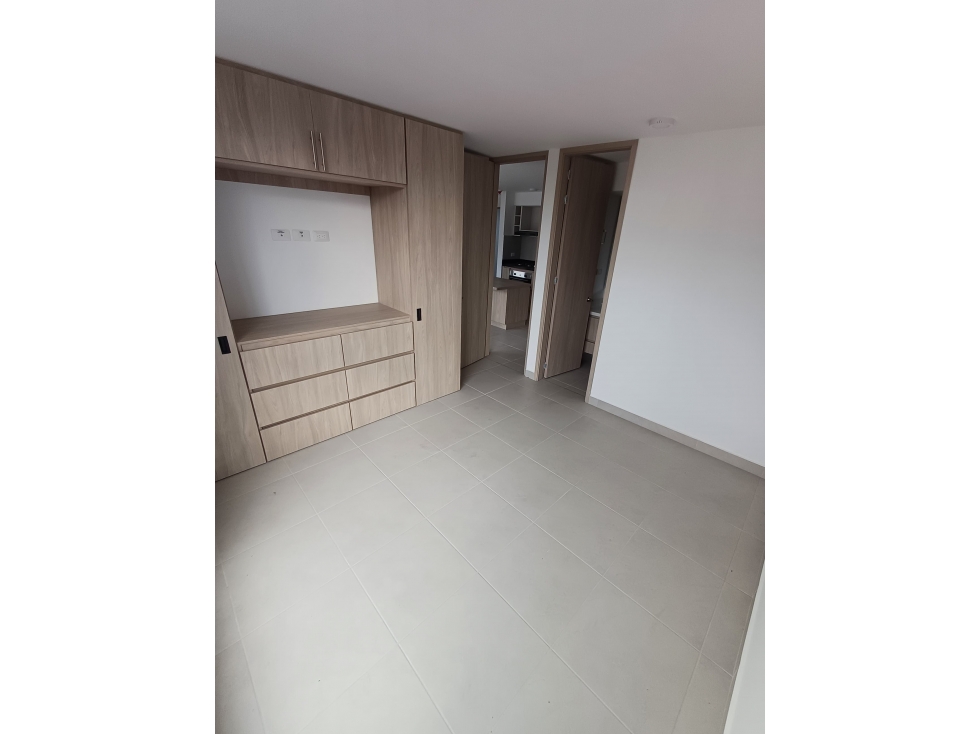 SE VENDE HERMOSO APARTAMENTO DE 2 ALCOBAS — foto 3