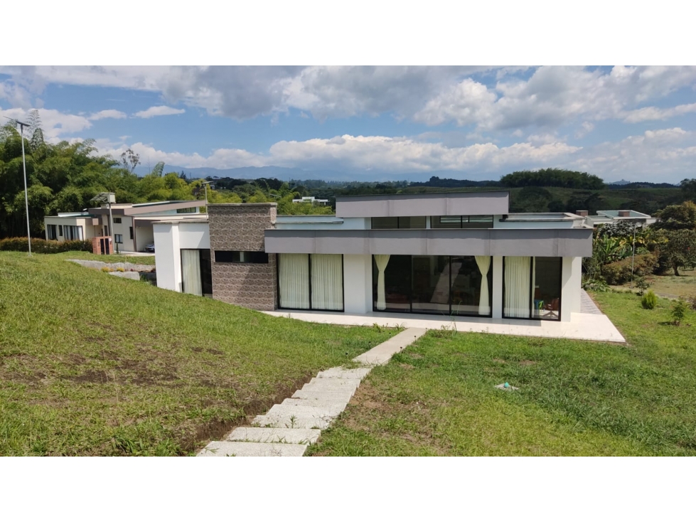 ESPECTACULAR CASA CAMPESTRE UBICADA EN PEREIRA RISARALDA — foto 3