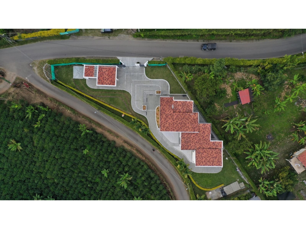 ESPECTACULAR CASA CAMPESTRE CERCA A LA SALIDA DE CHAGUALÁ — foto 4