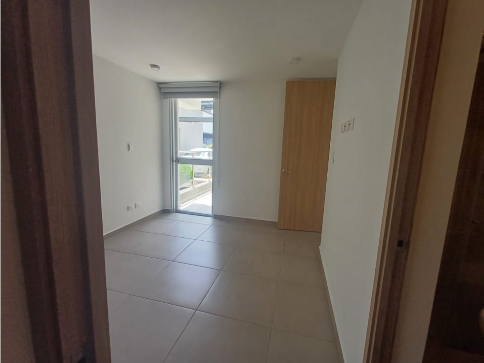 ESPECTACULAR APARTAMENTO EN VENTA AV. CENTENARIO EN PRIMER PISO — foto 6