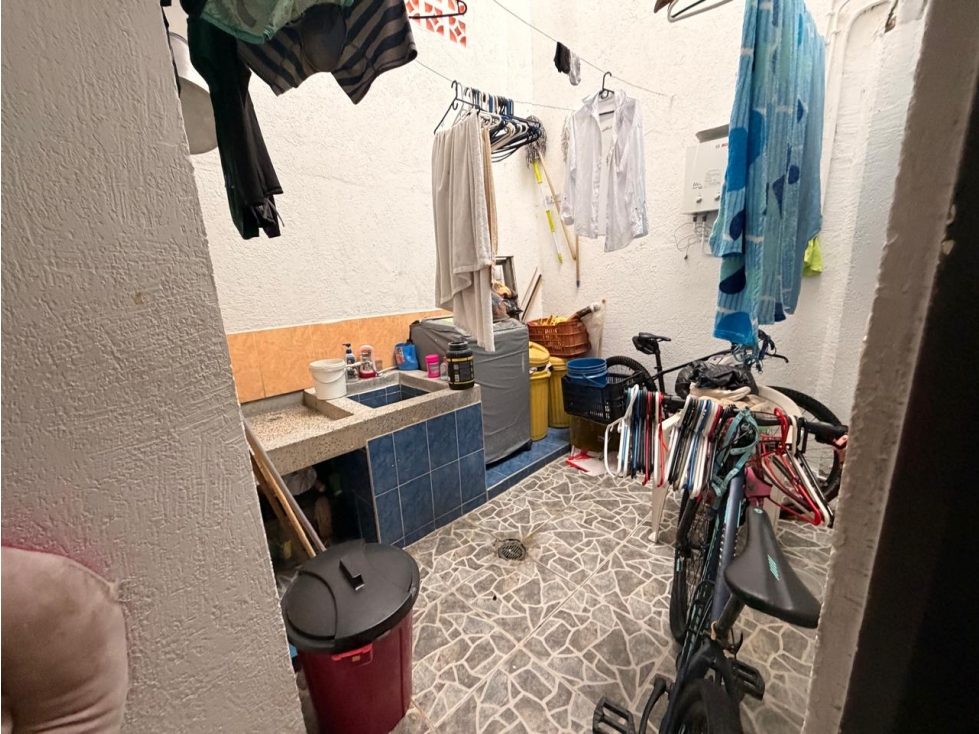 ESPECTACULAR CASA EN VENTA AL SUR DE ARMENIA CON ESPACIOS AMPLIOS - 6
