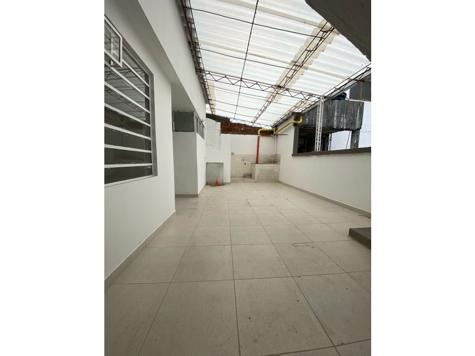ESPECTACULAR CASA EN VENTA SECOT UNIVERSIDAD EAM