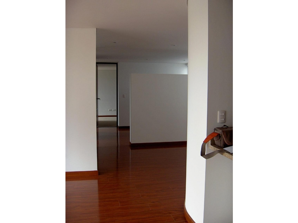 APARTAMENTO EN NUEVA AUTOPISTA - 3 H — foto 2