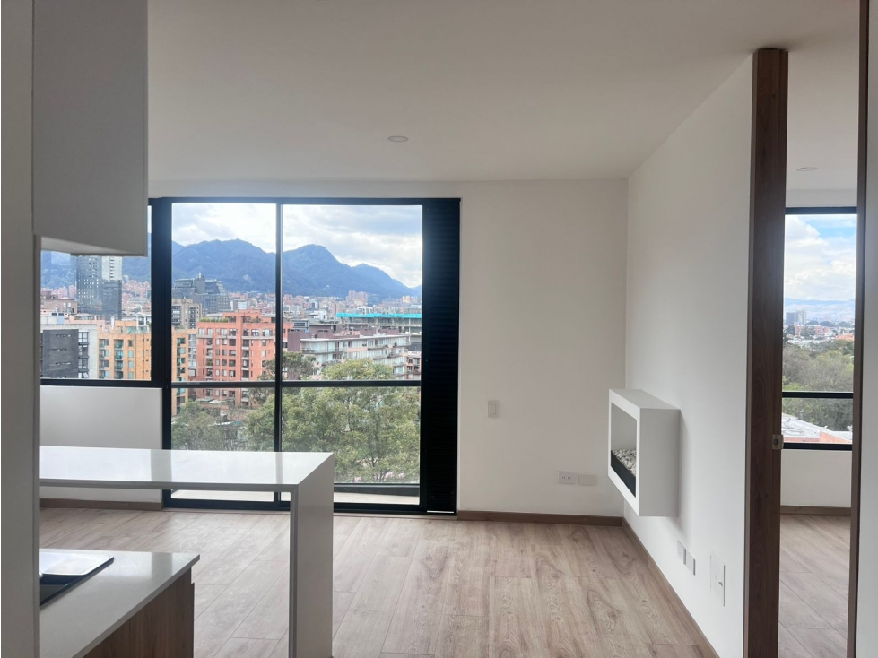 ARRIENDO APARTAMENTO 2H PARA ESTRENAREN CHICO NORTE - 1