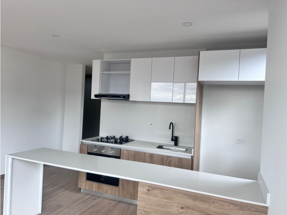 ARRIENDO APARTAMENTO 2H PARA ESTRENAREN CHICO NORTE - 4