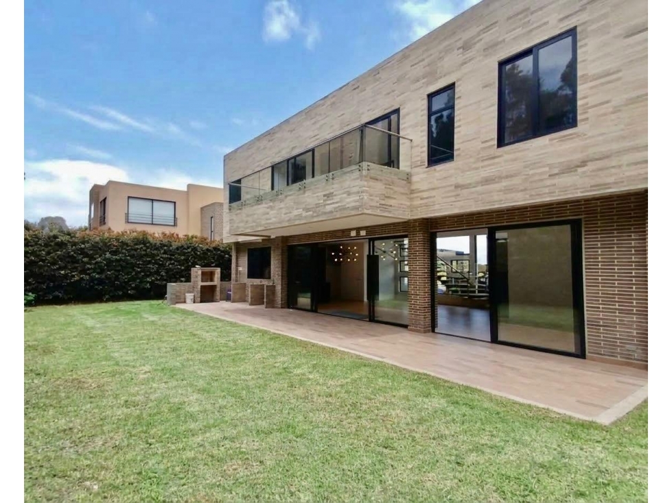 CASA EN CHIA - RESERVA DE FAGUA — foto 2
