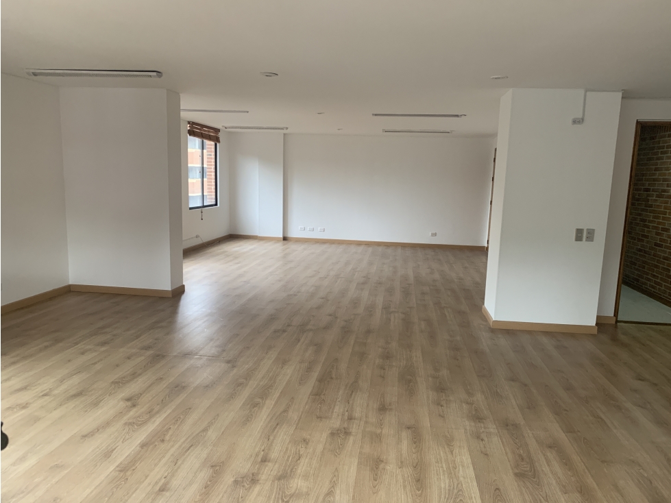 VENDO - ARRIENDO OFICINA PARQUE DE LA 93 CHICÓ BOGOTA — foto 2