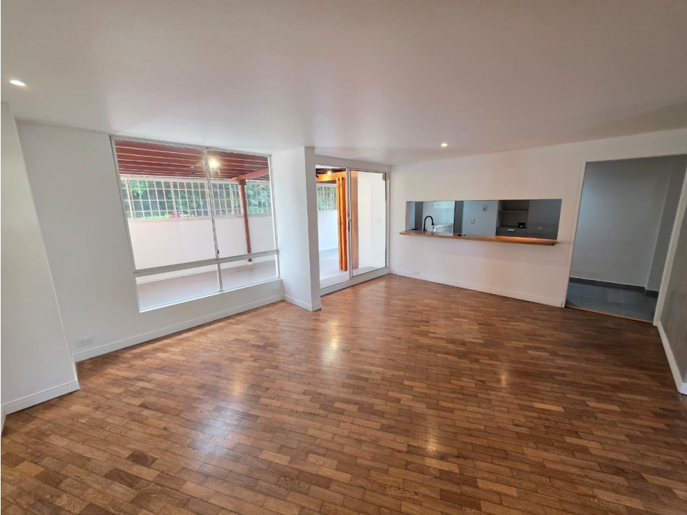Apartamento en venta los balsos