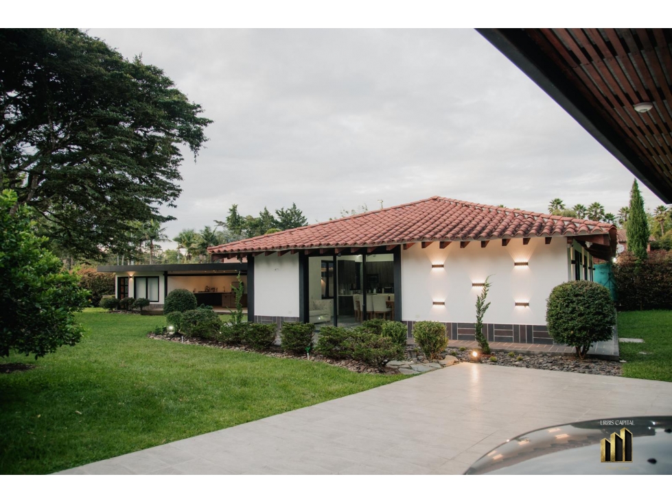 Casa Llanogrande, sector la Amalita, Cerca al Club Llanogrande