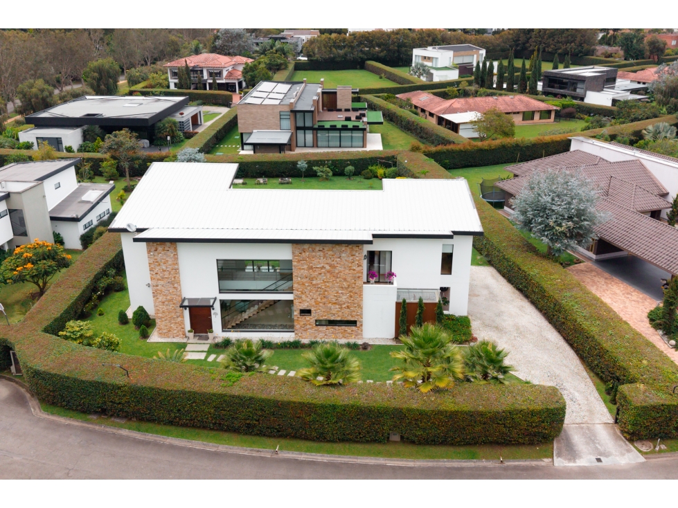 CASA en Cabeceras- EXCLUSIVA PARCELACIÓN VÍA LA CEJA, LLANOGRANDE — foto 2