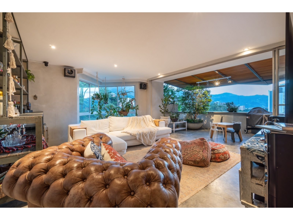 VENTA PH DÚPLEX EN BALSOS ZONA TRANQUILA