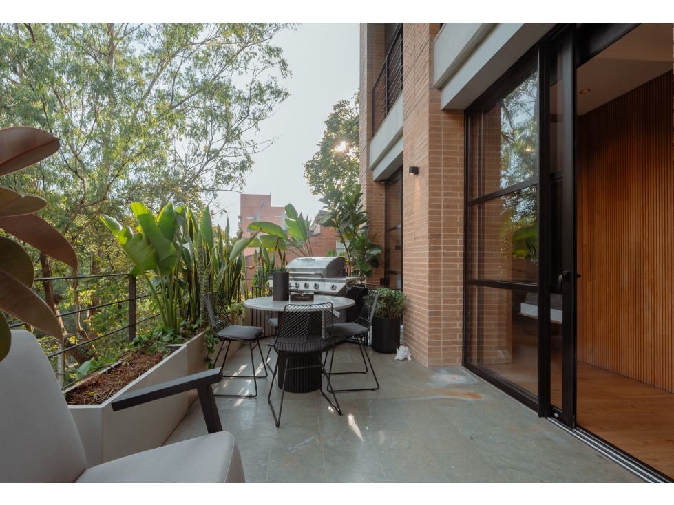 APARTAMENTO EN EXCLUSIVO EDIFICIO A PASOS DE PROVENZA