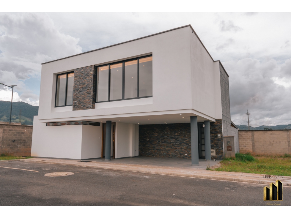 CASA EN CONDOMINIO DE LA CEJA