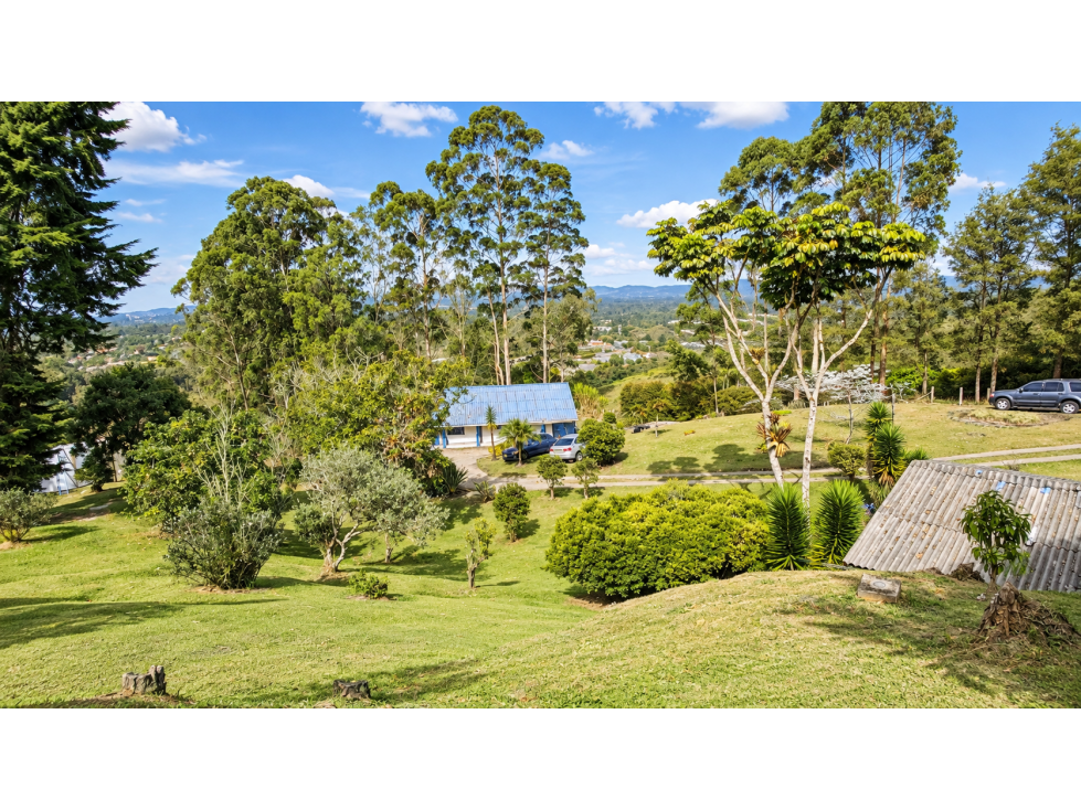 Casa campestre con lote de 6.105 m2 en venta - El Tablazo, Rionegro — foto 4