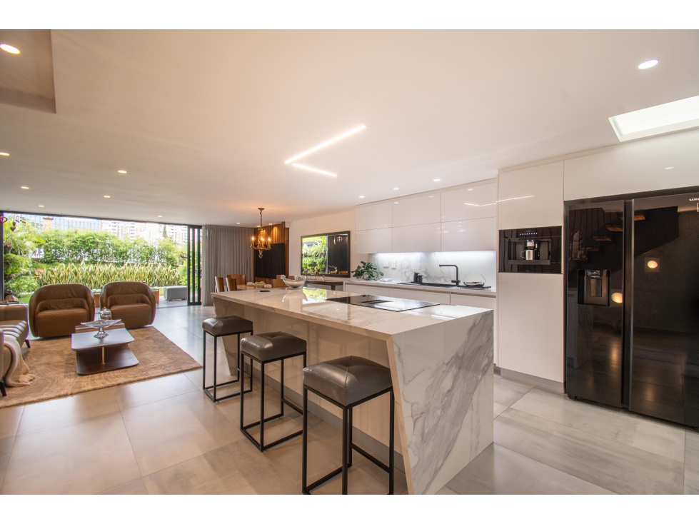 Nuevo Ingreso se vende casa remodelada en Benedictinos