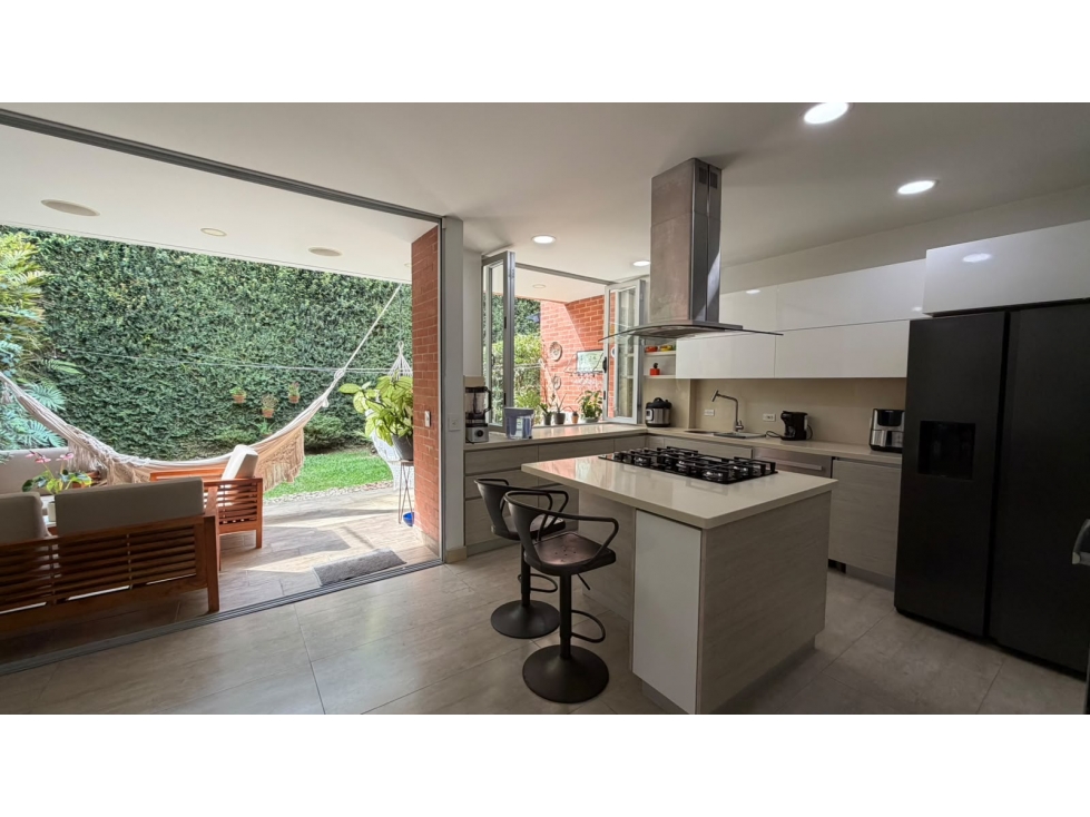 Se vende casa familiar exclusiva en El Esmeraldal — foto 4