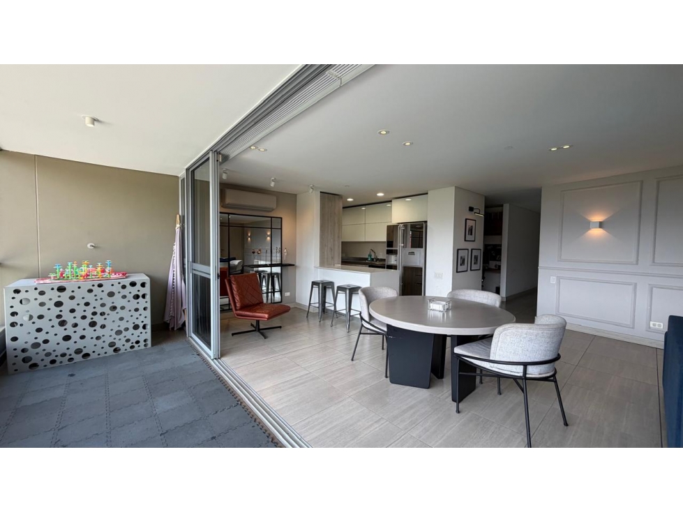 Nuevo Ingreso se vende apartamento remodelado en Castropol — foto 4