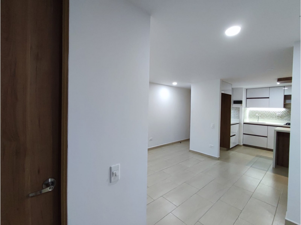 VENTA APARTAMENTO EN SABANETA SECTOR LAS LOMITAS — foto 2