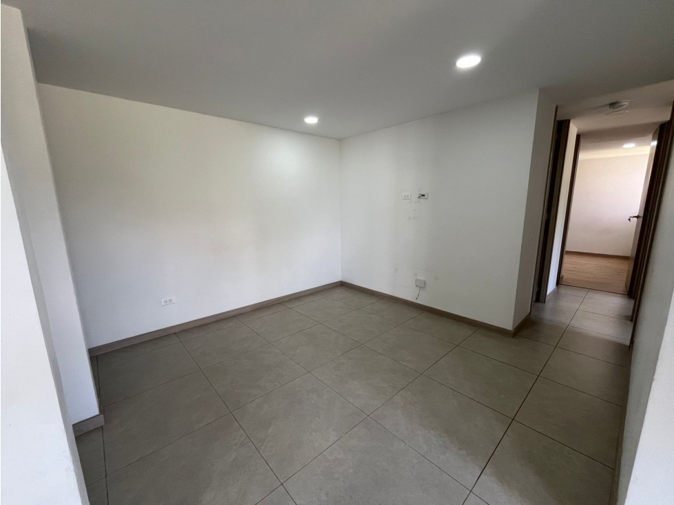 VENTA DE APARTAMENTO EN SABANETA SECTOR LAS LOMITAS — foto 5
