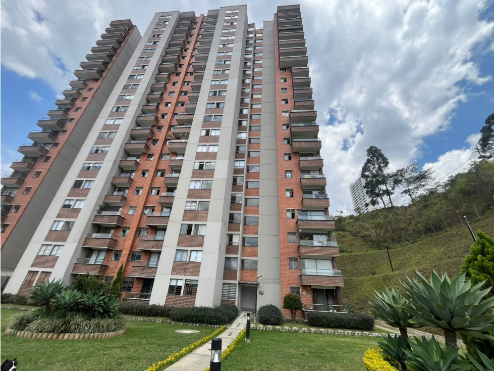 VENTA DE APARTAMENTO EN SABANETA SECTOR LAS LOMITAS, VISTA!!