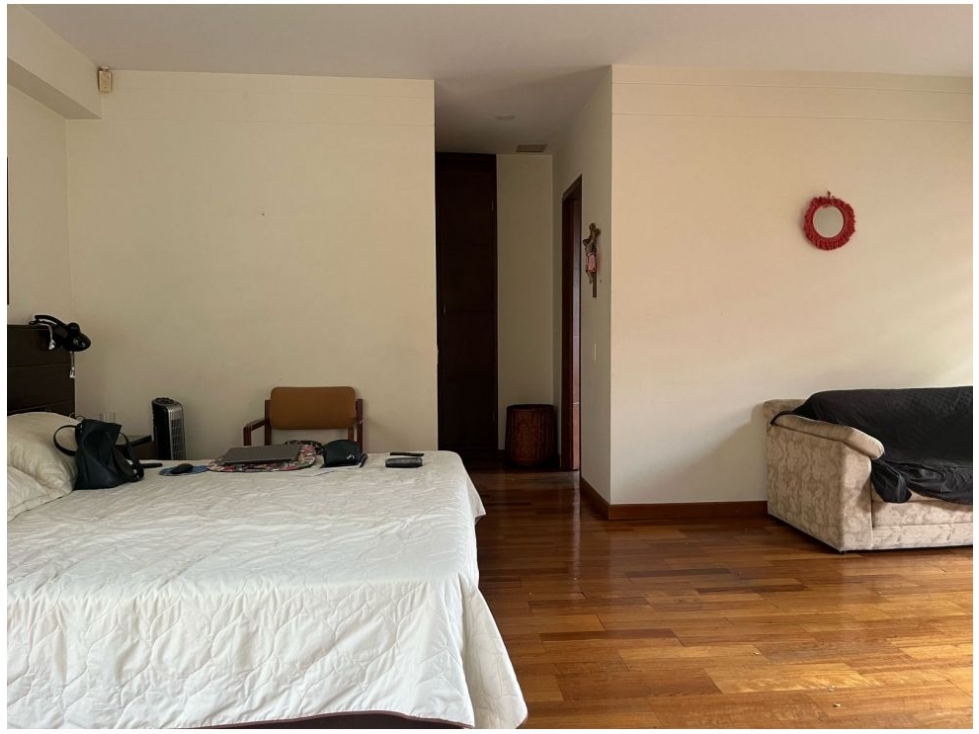 VENTA DE CASA EN SABANETA SECTOR LOMA DE SAN JOSE, ESPACIOSA!! - 3