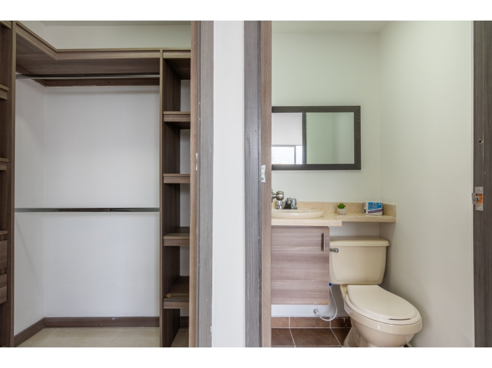 ARRIENDO AMOBLADO APARTAMENTO EN EL POBLADO — foto 3