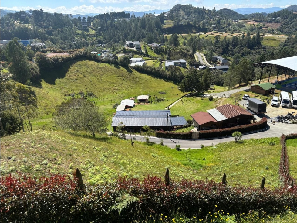 VENTA DE LOTE EN ENVIGADO SECTOR EL ESCOBERO