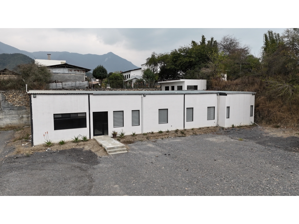 Terreno Comercial en Renta - Carretera Nacional - Santiago - 3