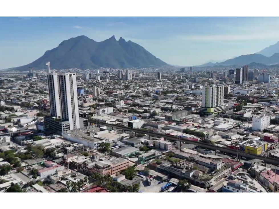 Terreno en Venta Comercial/Industrial en Av. Colon — foto 4