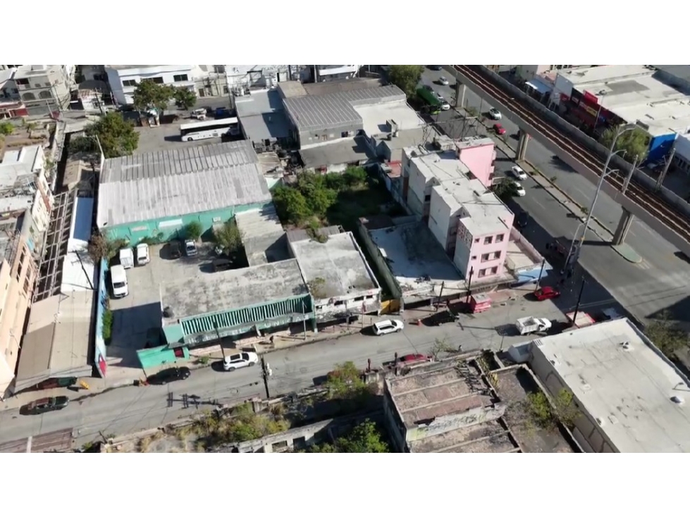 Terreno en Venta Comercial/Industrial en Av. Colon — foto 3