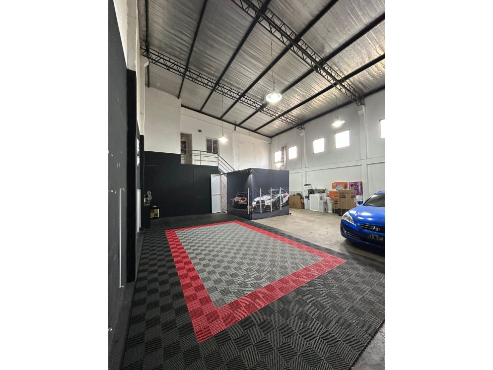 Impecable Galpón en venta zona industrial de Ituzaingó Norte - 5