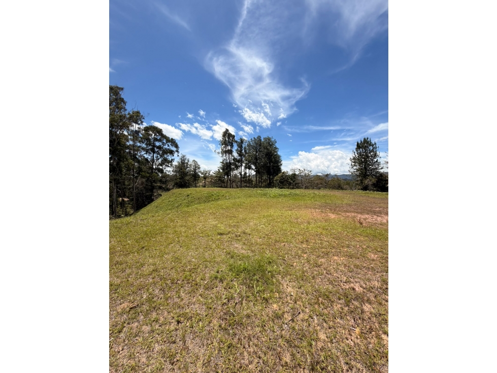 Lote con vista a la Piedra y salida al embalse Guatapé — foto 2