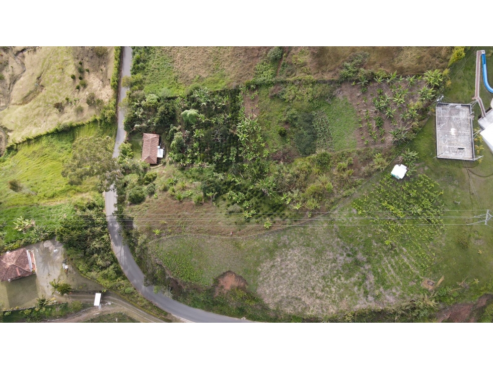 Lote sobre vía pavimentada en El Peñol — foto 3