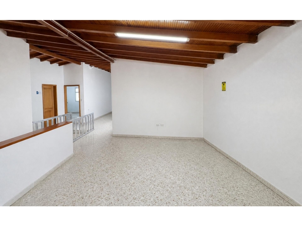 Arriendo Casa Local + AptEstudio Barrio Estadio Medellín — foto 3