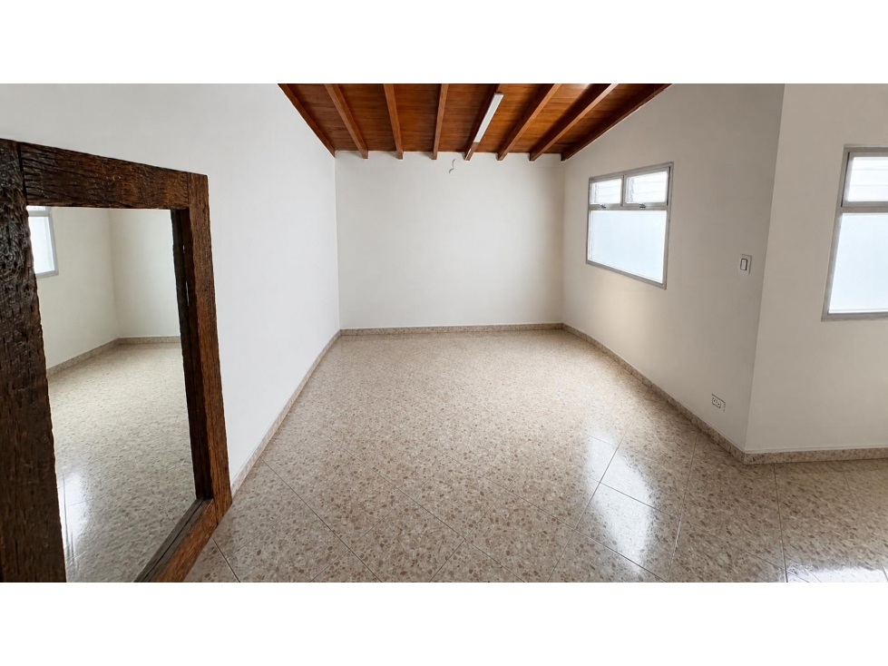 Arriendo Casa Local + AptEstudio Barrio Estadio Medellín — foto 5