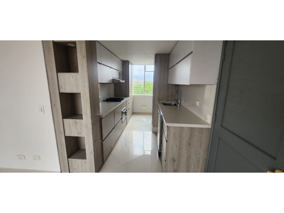 Venta de Apartamento en la Loma de San Julián, El Poblado - Antioquia — foto 5