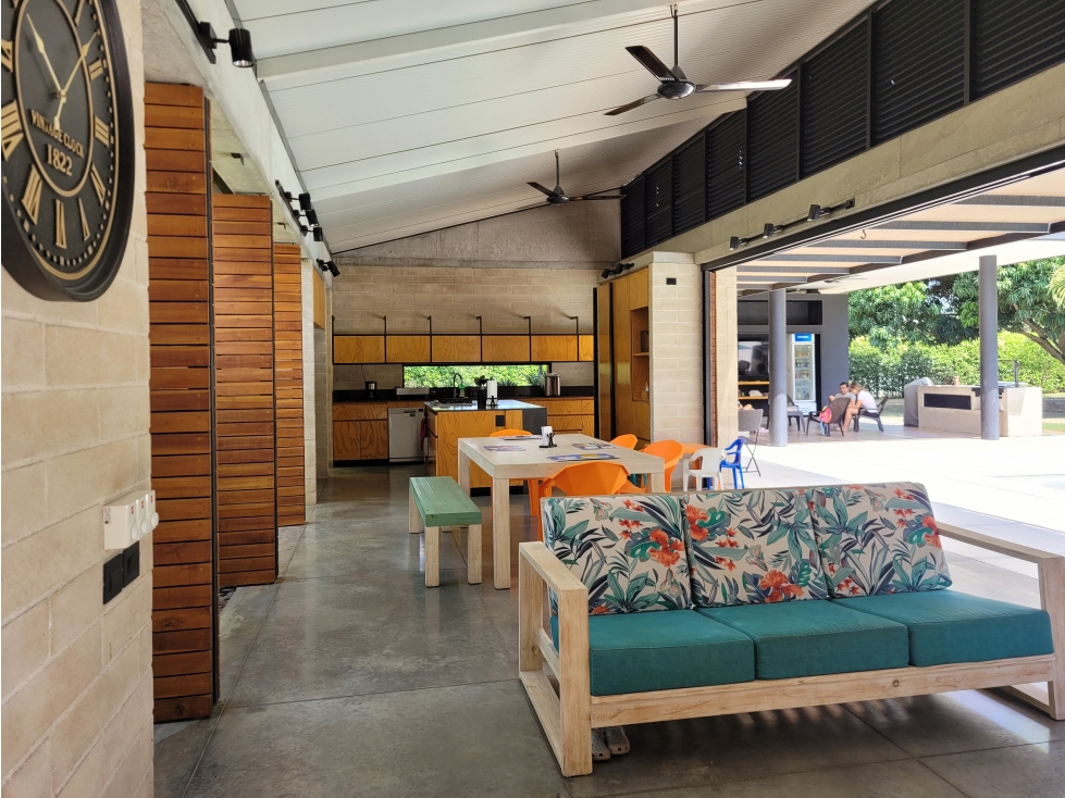 Cómoda y moderna finca en la vereda El Rodeo, Sopetrán — foto 2