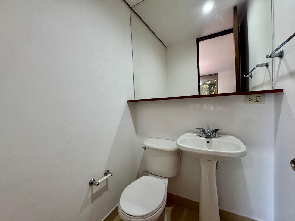 VENTA APARTAESTUDIO PATIO BONITO MEDELLIN — foto 2