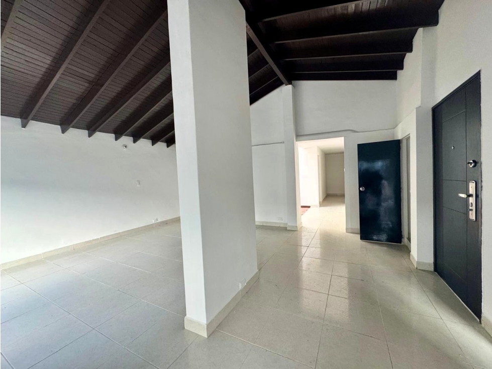 VENTA CASA-LOTE IDEAL PARA INVERSIONISTAS O CONSTRUCTORES. MANILA — foto 3