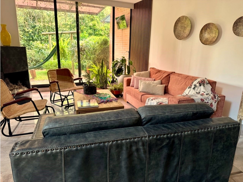 VENTA CASA 2 NIVELES 3 ALCOBAS CERCA AL TESORO, MEDELLÍN — foto 6