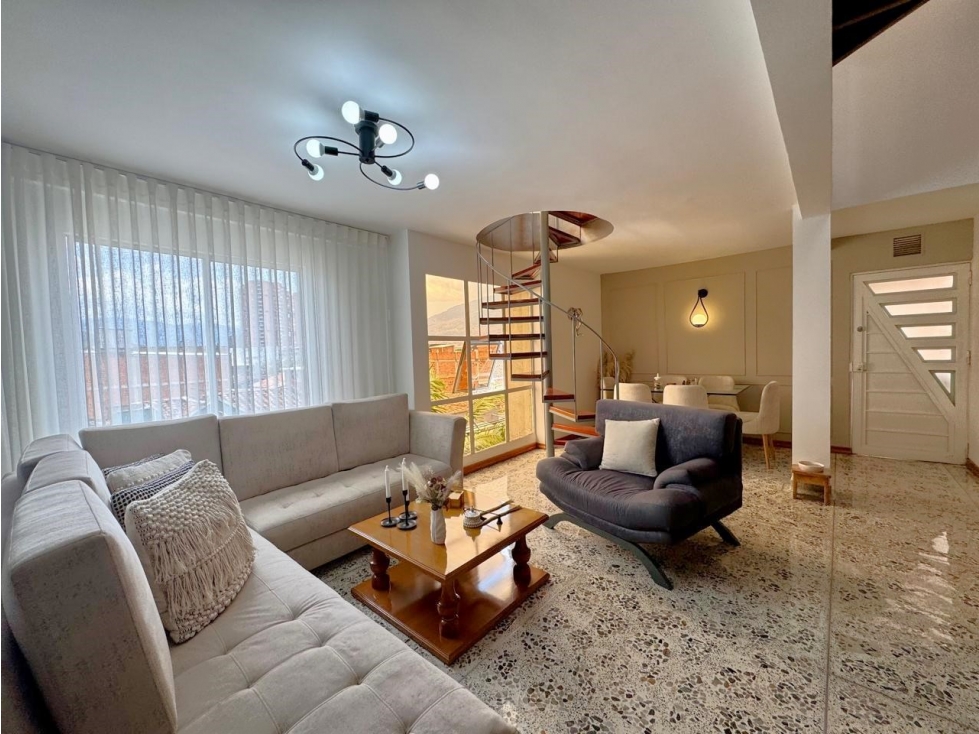 VENTA APARTAMENTO DUPLEX, 3 ALCOBAS EN SAN JOAQUÍN, MEDELLÍN — foto 4