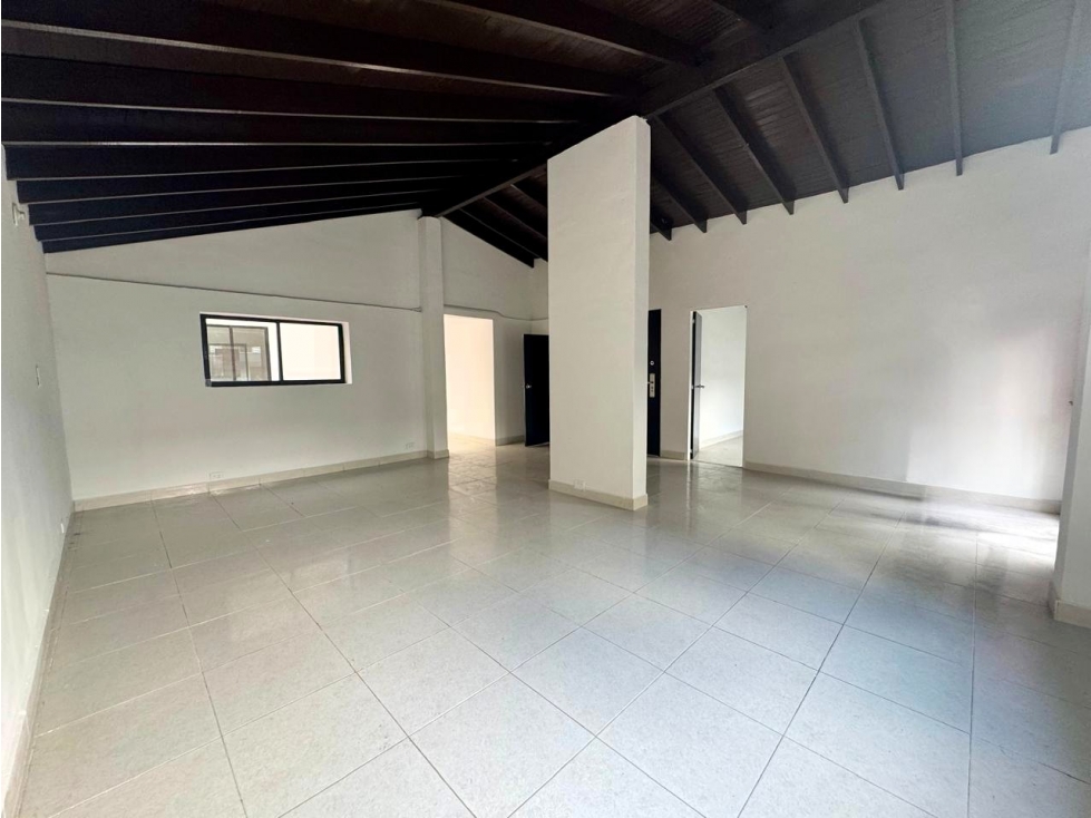 VENTA CASA-LOTE IDEAL PARA INVERSIONISTAS O CONSTRUCTORES. MANILA — foto 4