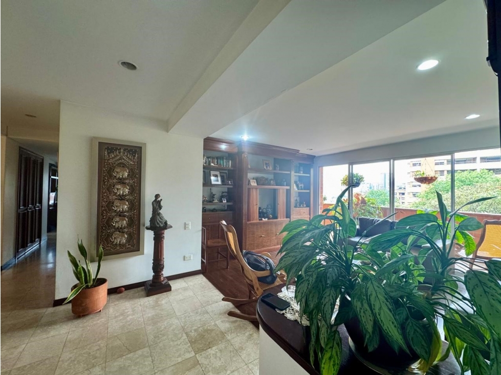 VENTA APARTAMENTO 3 ALCOBAS, GRAN TERRAZA. EL POBLADO, MEDELLÍN — foto 2